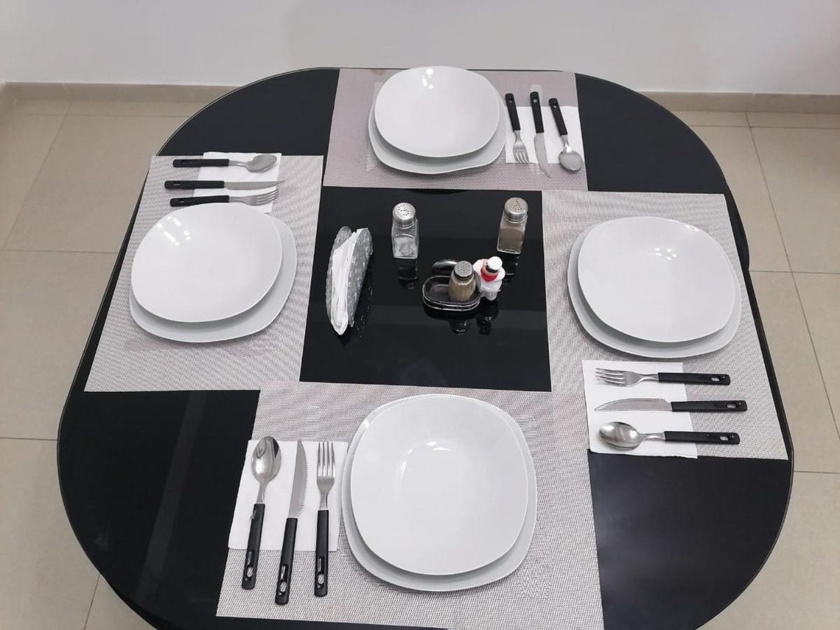 Apartamento Comodo Dpto Full Equipo 2 Hab, Seguridad Y Parqueo Privado Guayaquil