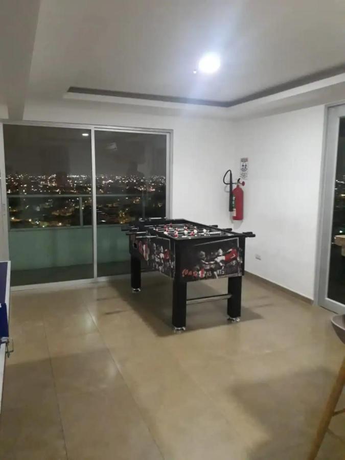 Apartment Comodo Dpto Full Equipo 2 Hab, Seguridad Y Parqueo Privado Guayaquil
