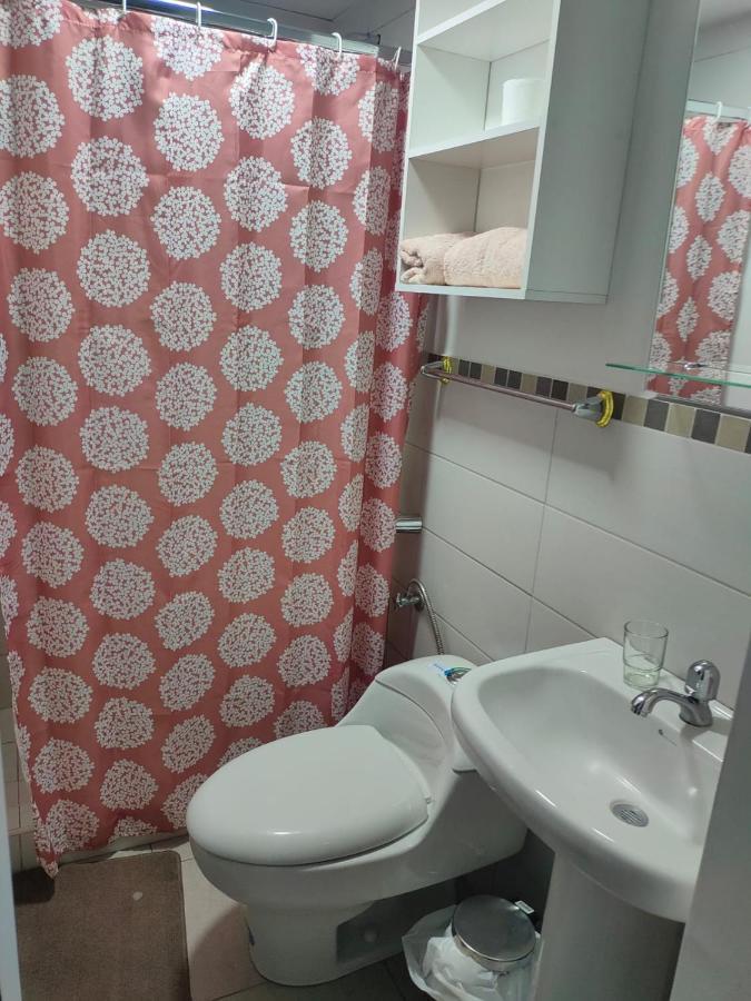 Comodo Dpto Full Equipo 2 Hab, Seguridad Y Parqueo Privado Guayaquil