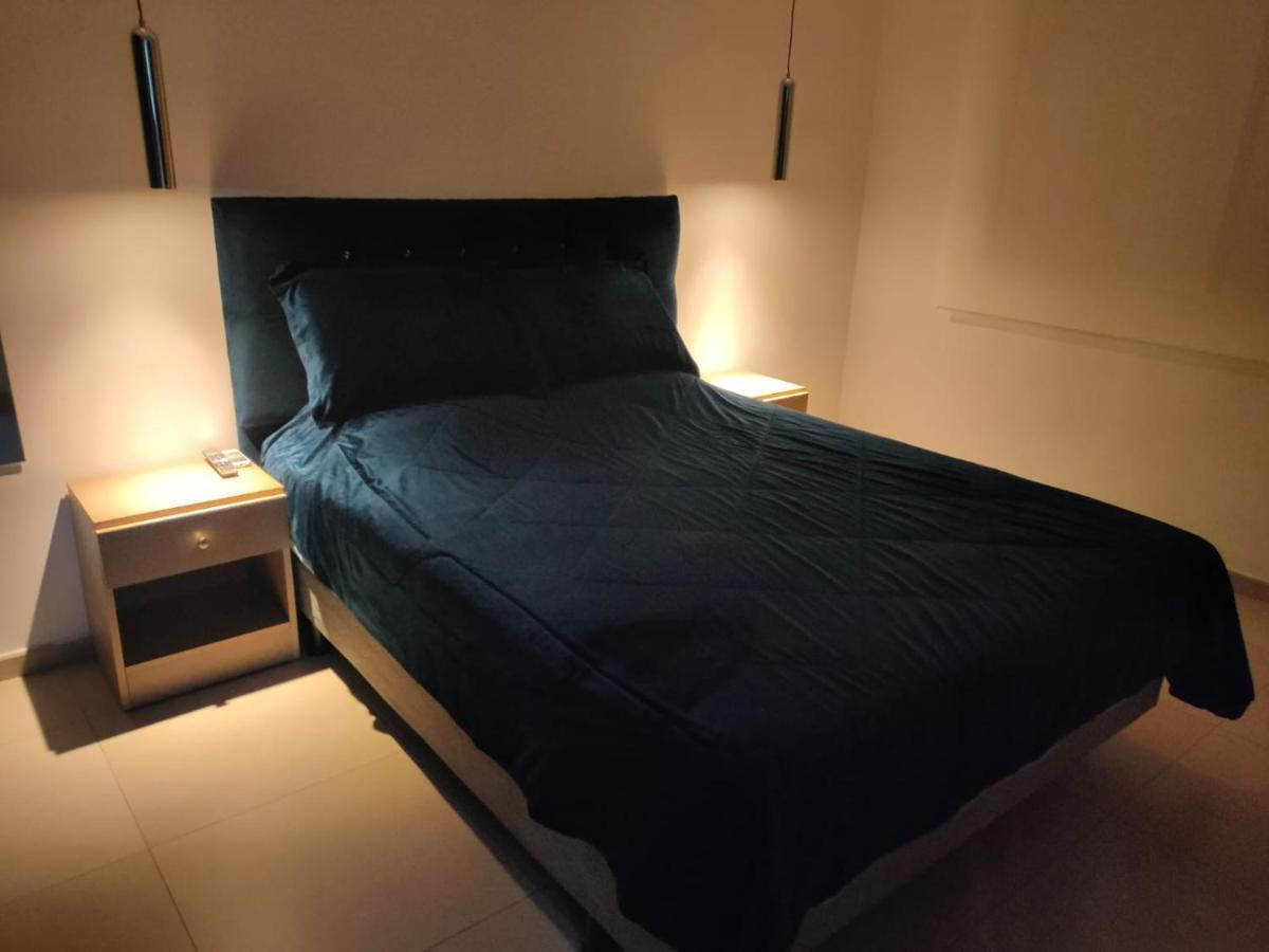Comodo Dpto Full Equipo 2 Hab, Seguridad Y Parqueo Privado