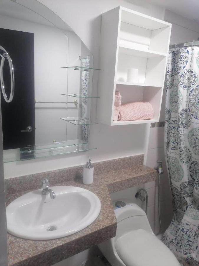 Comodo Dpto Full Equipo 2 Hab, Seguridad Y Parqueo Privado * Guayaquil